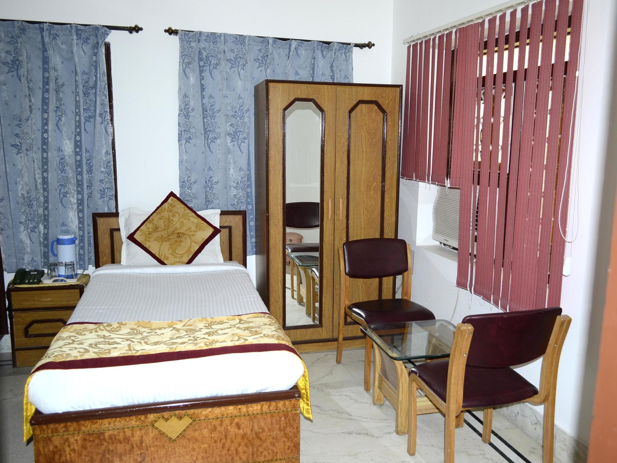 Hotel Tokyo Vihar Bodh Gaya Esterno foto