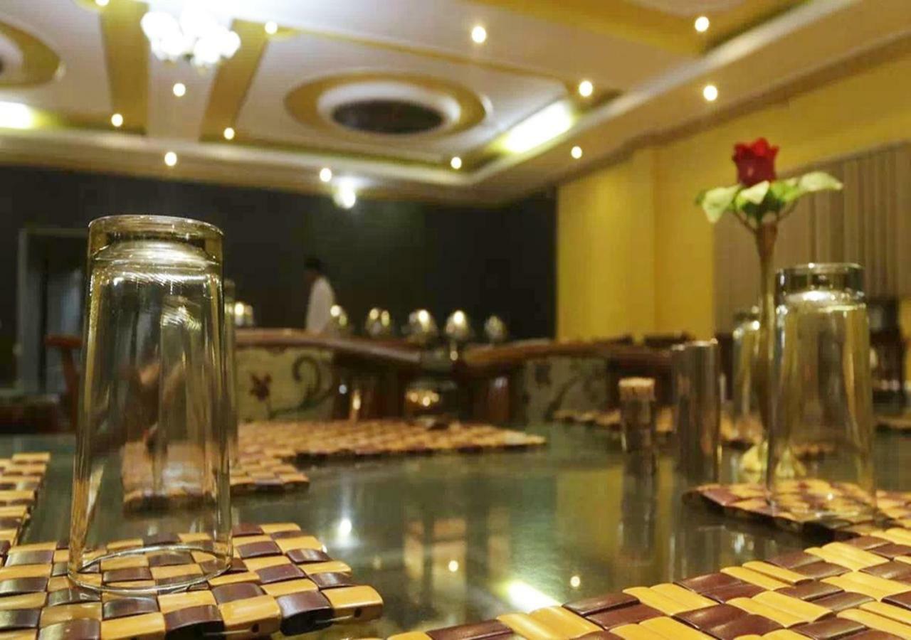 Hotel Tokyo Vihar Bodh Gaya Esterno foto