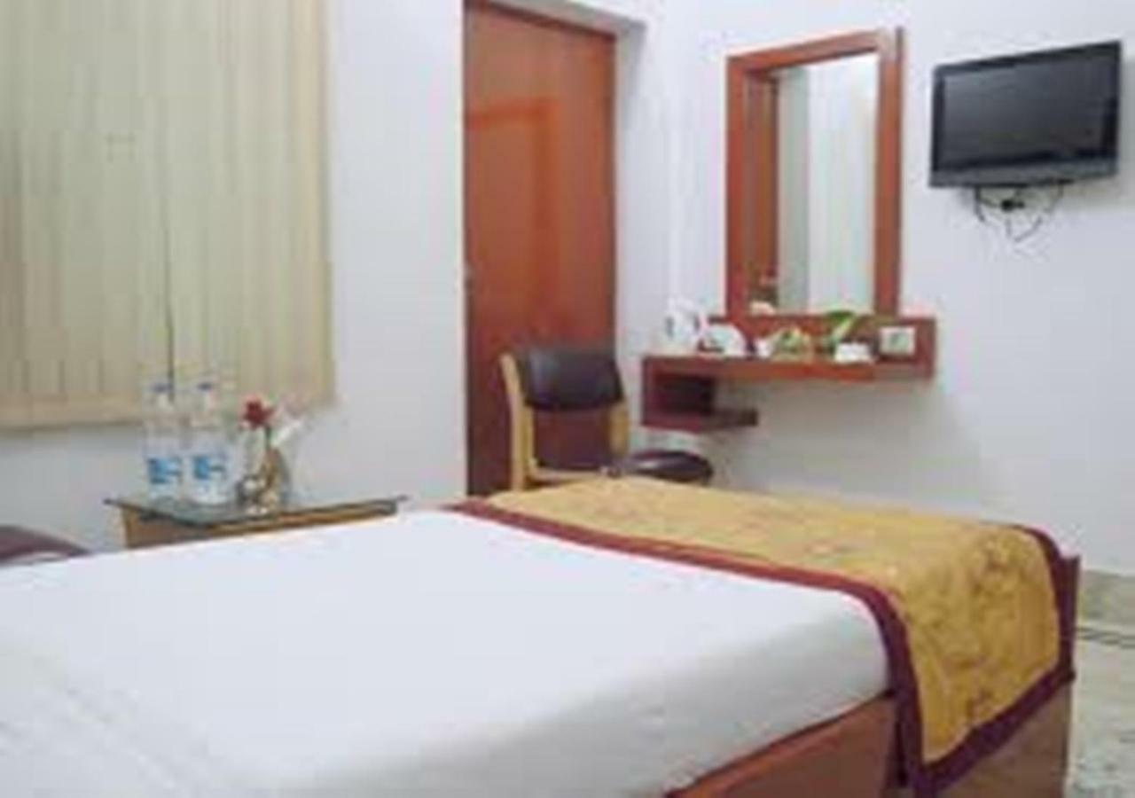 Hotel Tokyo Vihar Bodh Gaya Esterno foto