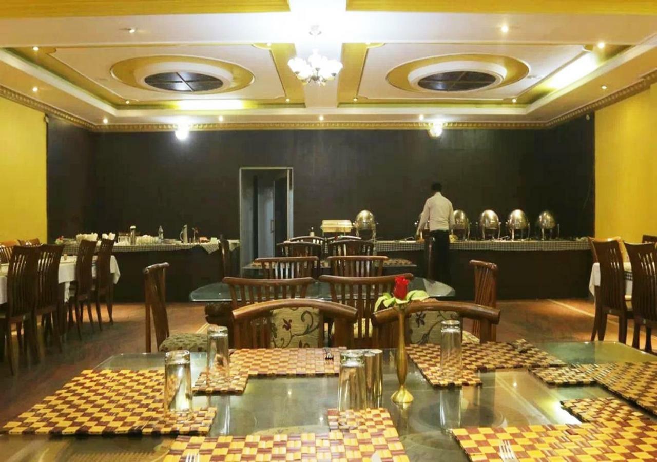 Hotel Tokyo Vihar Bodh Gaya Esterno foto