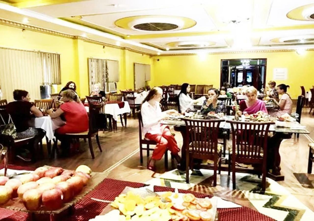 Hotel Tokyo Vihar Bodh Gaya Esterno foto